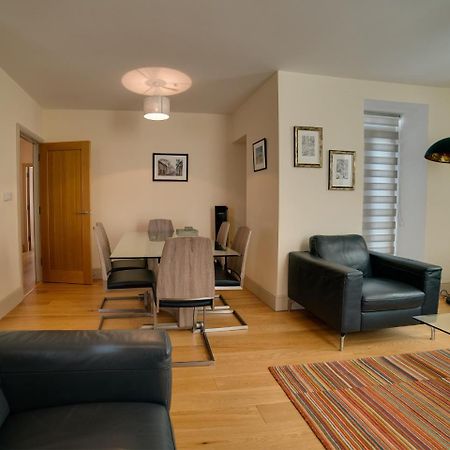 Cs Serviced Apartments Ulverston Exteriör bild