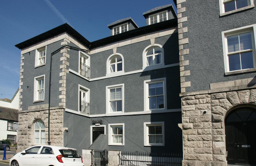 Cs Serviced Apartments Ulverston Exteriör bild