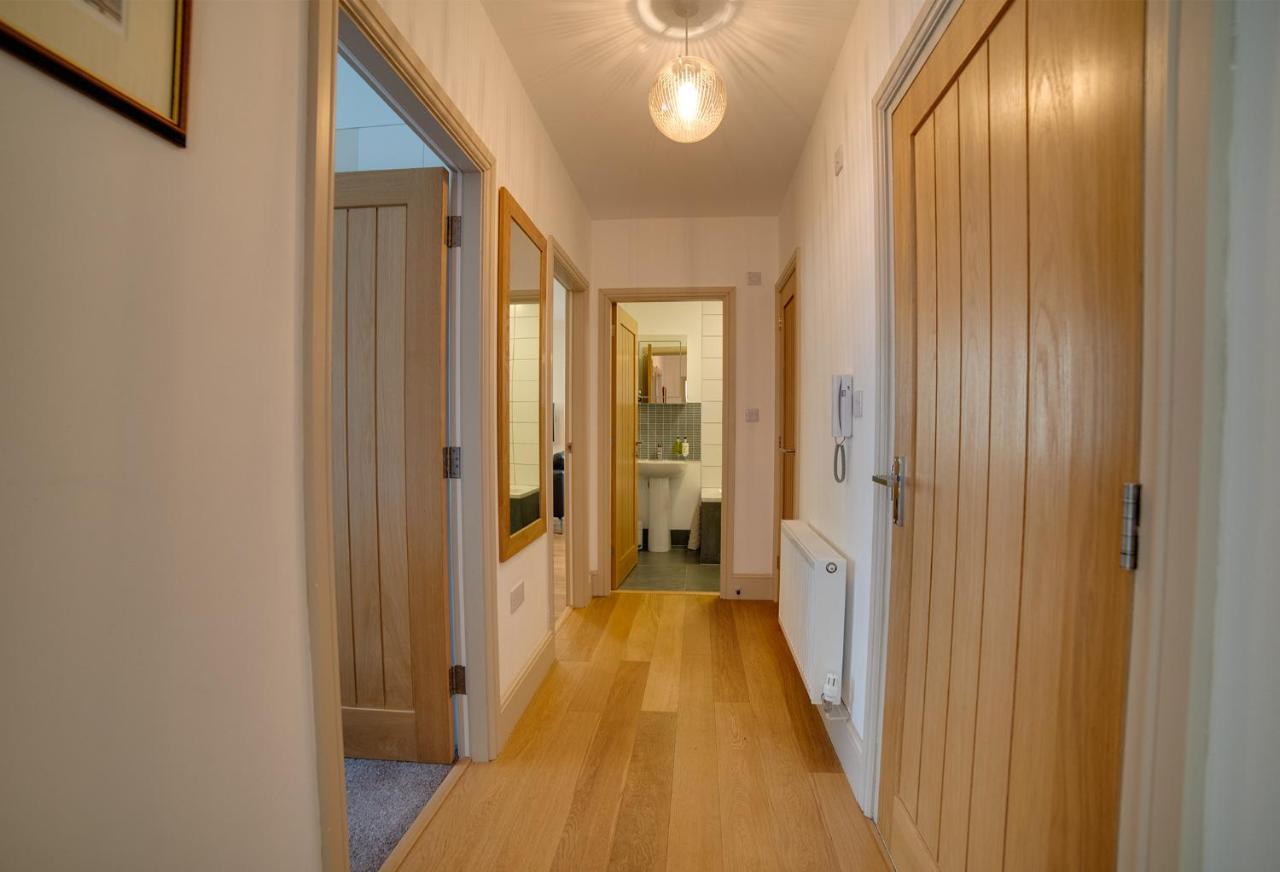 Cs Serviced Apartments Ulverston Exteriör bild